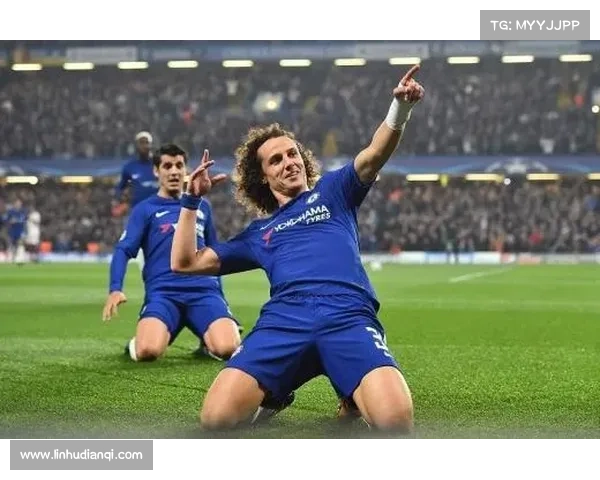 如何判断大卫路易斯在足球场上的最佳位置与战术作用分析